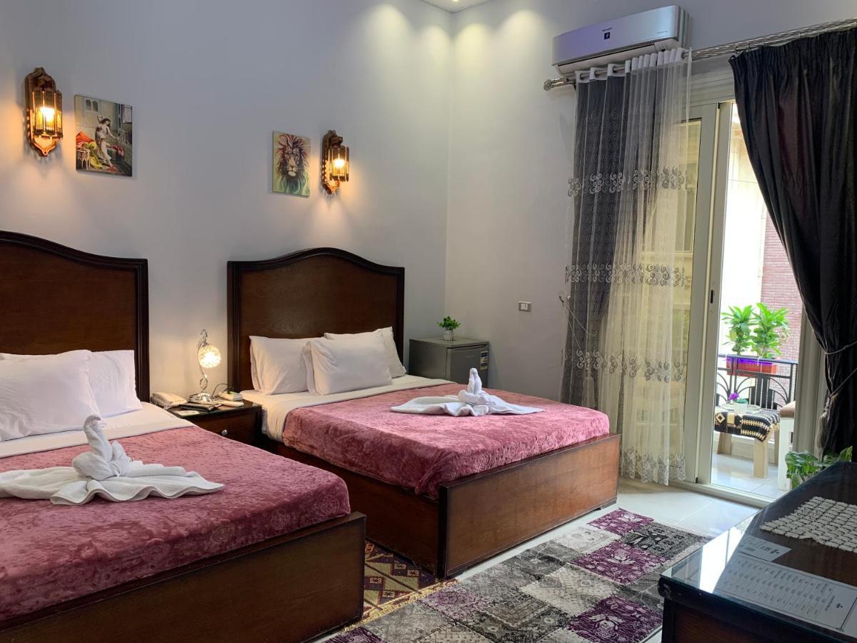 Crown Hotel Kaherah Luaran gambar