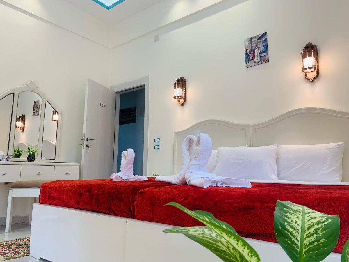 Crown Hotel Kaherah Luaran gambar