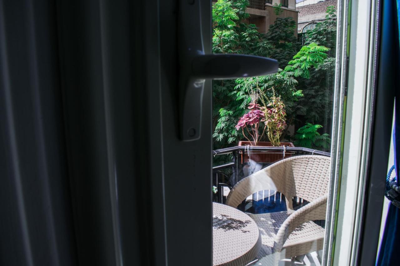 Crown Hotel Kaherah Luaran gambar