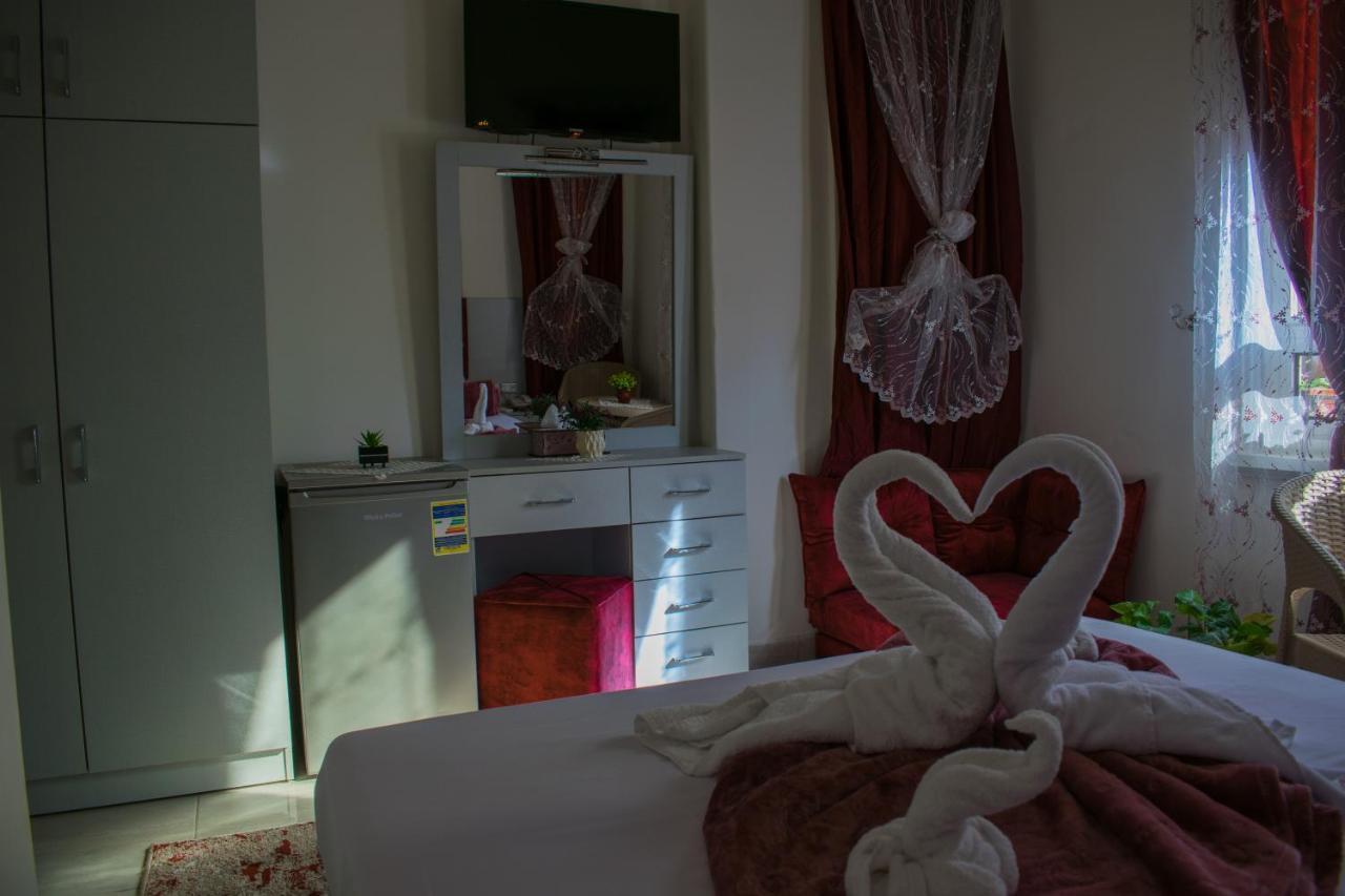 Crown Hotel Kaherah Luaran gambar